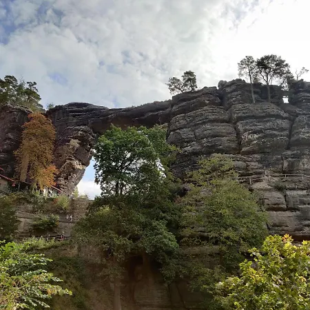 Mezna 85 Δωμάτια σε οικογενειακή κατοικία