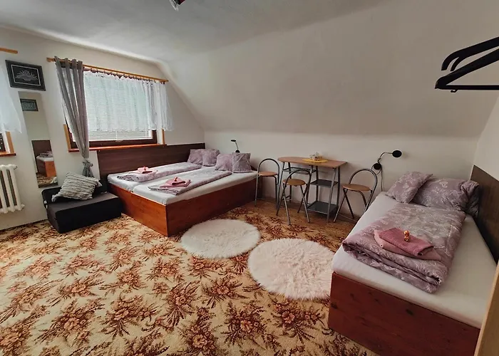 民宿 Mezna 85 赫任斯科