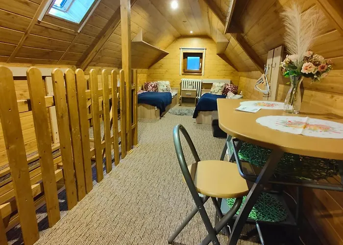 Mezna 85 民宿 赫任斯科